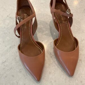 Enzo Angiolini Pointed Toe Ankle Strap Pumps in Cognac Brown says 9w